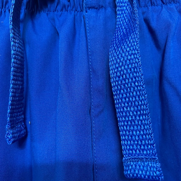 Scrubs - Picture 3 of 4